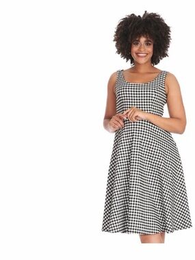 Banned Retro Daisy Dress Small NWT